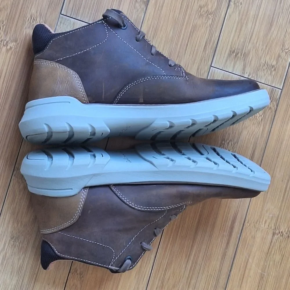 Skechers Streetwear Doveno Molens Chukka LaceUp Boot Lightweight Brown Leather 7